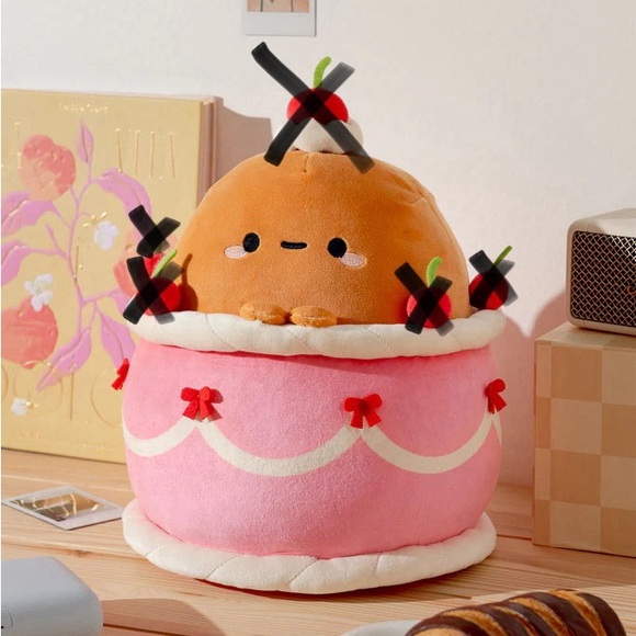 [modified] Tayto birthday cake dessert plush - Picture 7 of 7